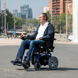 Cadeiras de rodas elétricas fixas