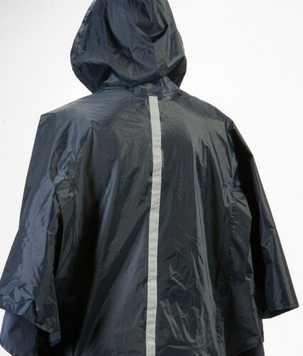 Emo poncho impermeable simple