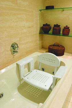 Asiento de bañera ajustable de aluminio anticorrosión profilo con respaldo