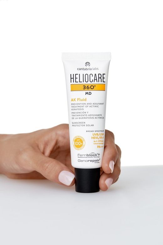 HELIOCARE 360º MD AK Fluid Tractament protector adjuvant de les queratosis actíniques (AK)