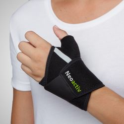 Muñequera envolvente con pulgar de neopreno MQ15A