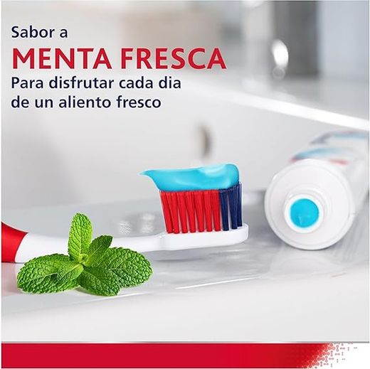 Parodontax pasta dental refuerza y protege las encias 75 mL