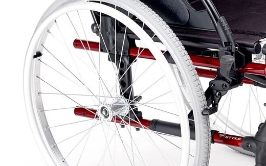 Silla de ruedas de aluminio Breezy Style de Sunrise Medical