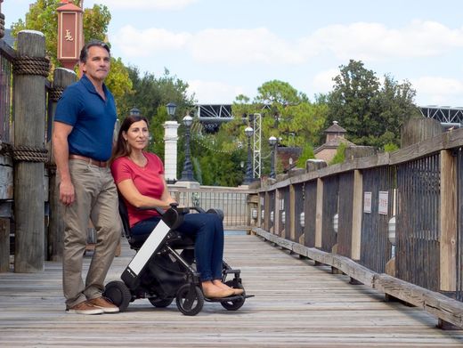 Cadira de rodes eètrica plegable Model F