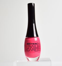 Cuidados com as unhas: Cor da juventude, melhor cuidado